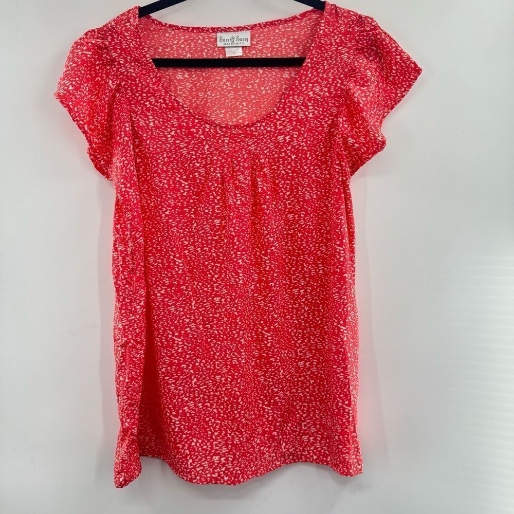 3For$20 Sass & Sassy Maternity Coral/White Print Blouse size Large